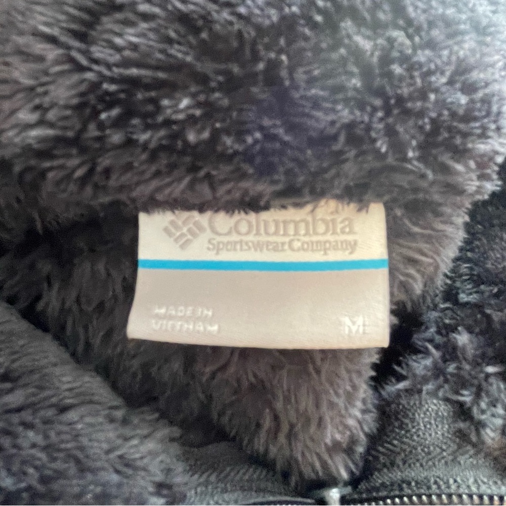 Columbia Women's Black Teddy Jacket - Picture 6 of 7